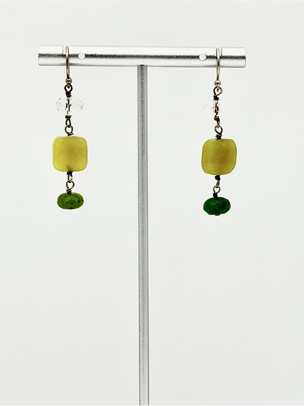 Silpada Sterling Silver Canadian & Olive Jade w/Crystal Bead Drop Earrings - Picture 2 of 11
